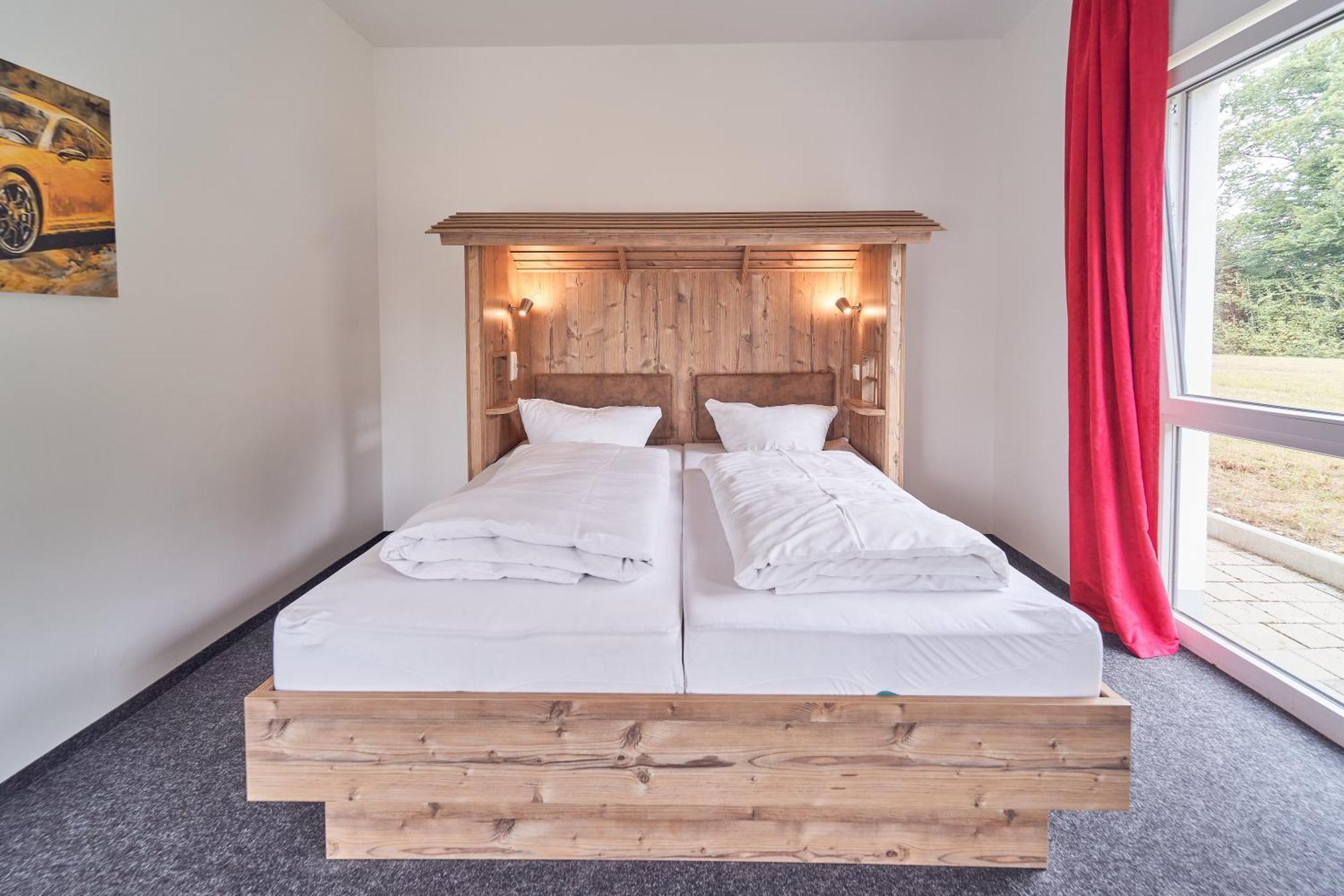 Hotel Am Interpark Großmehring Εξωτερικό φωτογραφία
